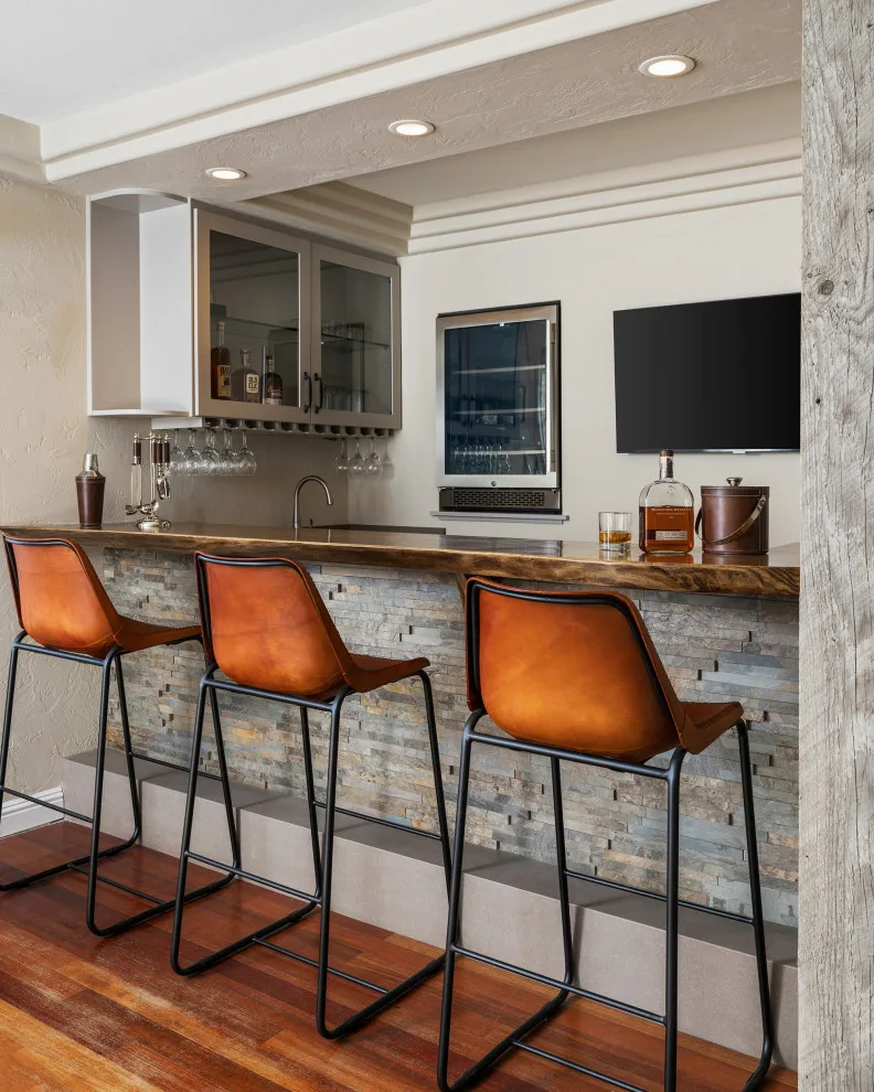 Barton Manor by Talie Jane Interiors & Construction - Photo 12