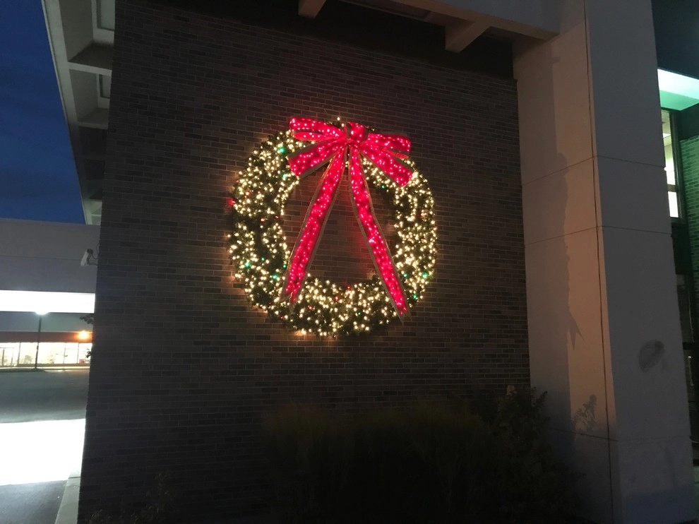 Holiday Lighting by Green Acres Lawn Care And Landscaping Group, Inc. - Photo 2