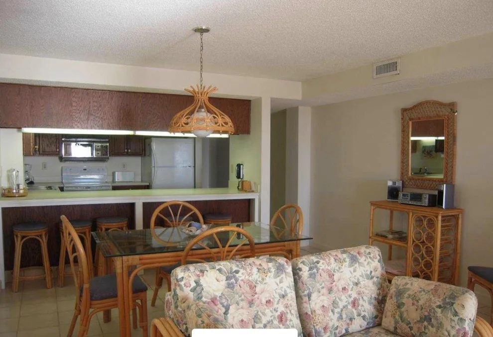Oceanfront total renovation by Karen Simmons Interiors - Photo 16
