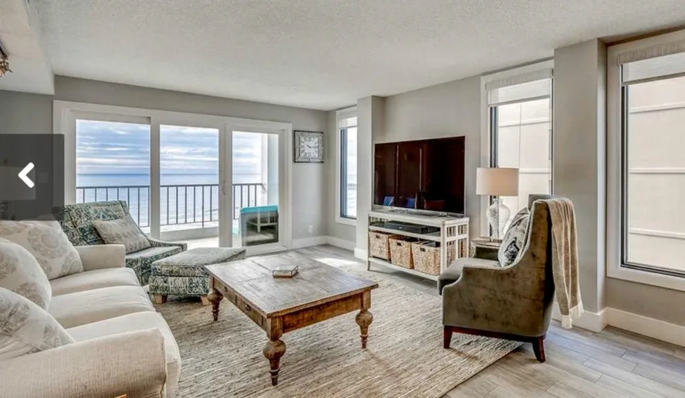 Oceanfront total renovation by Karen Simmons Interiors - Photo 18