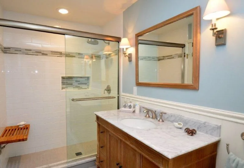 Restroom by Dream Windows & Interiors - Photo 6
