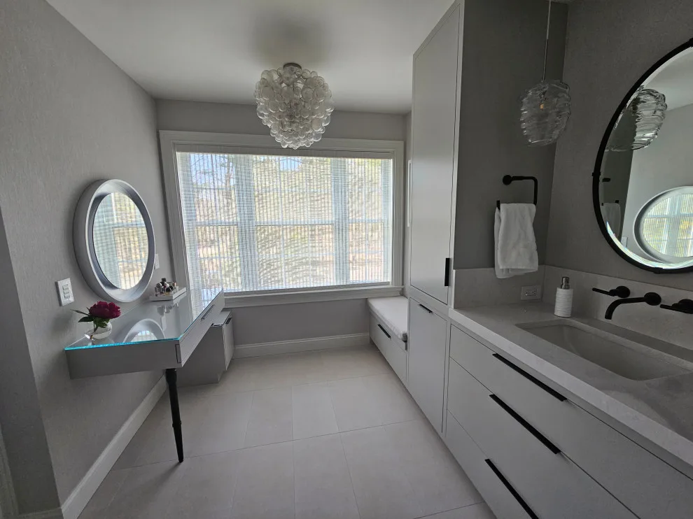 Restroom by Dream Windows & Interiors - Photo 16