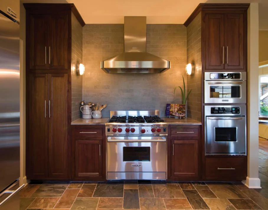 Baton Rouge Public Living Area by Ourso Designs - Photo 6