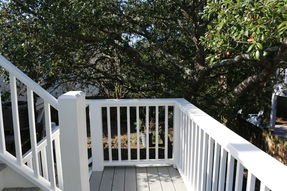 Coastal Cottage by Coastal Chic Co - Photo 9