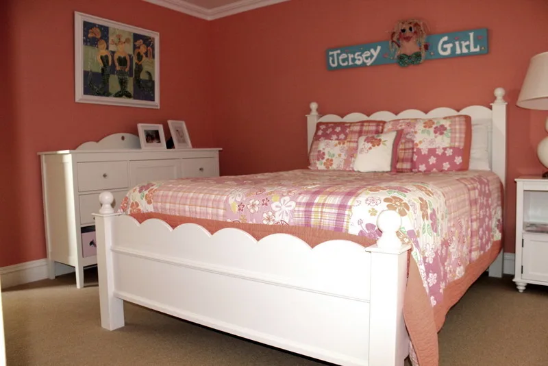 Coastal Retreat Bedrooms by Beach Dwellings - Photo 14
