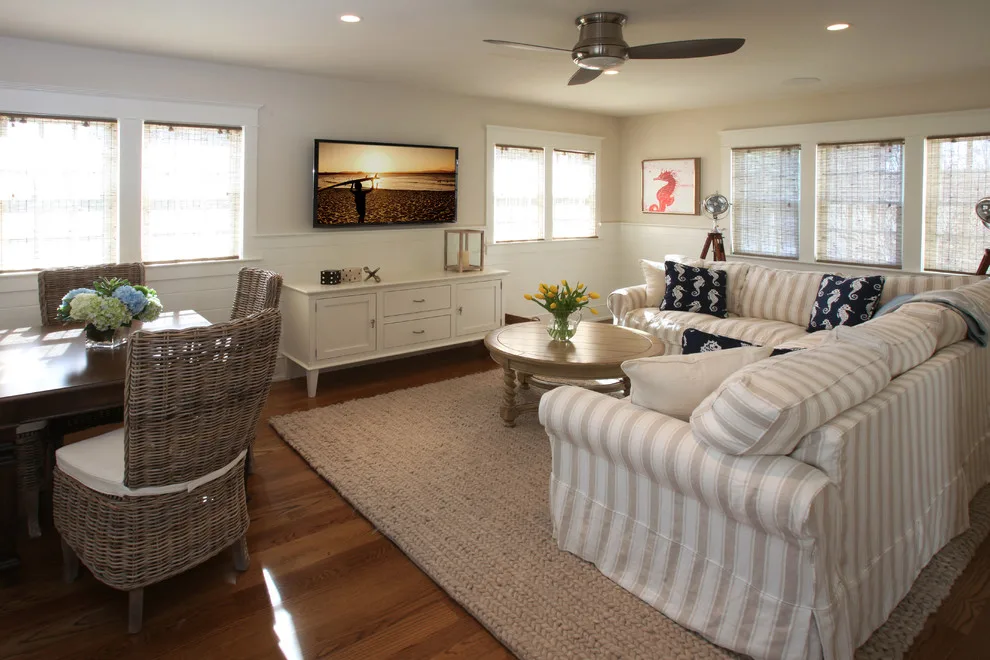 Coastal Homes' Living Spaces by Beach Dwellings - Photo 26