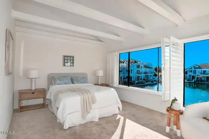 Orange County Preparation by HOM Staging & Design - Photo 3