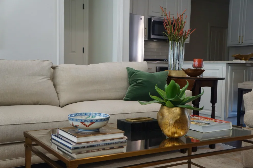 Stunning Kingsland Way Revamp by Interior Design Group - Photo 17