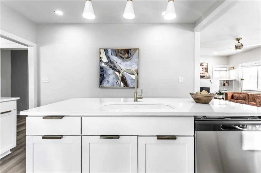 Oak Avenue by House Of Sleek - Photo 24