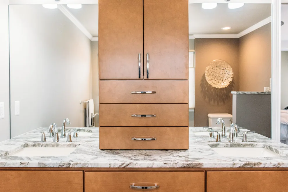 Bell Primary Bathroom Suite by Valia Design - Photo 3