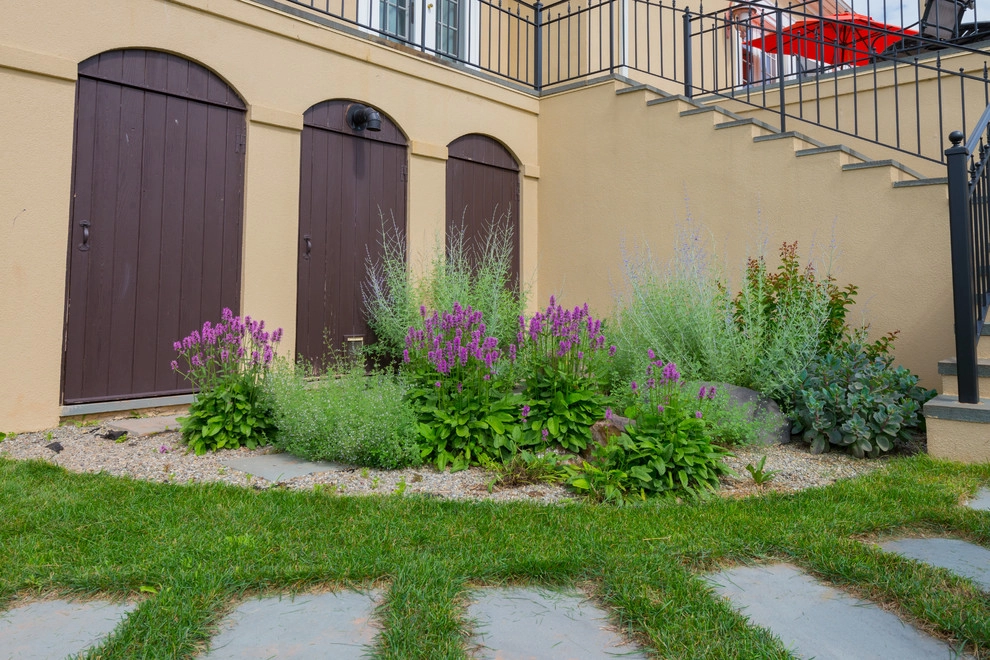 Provincial Pool by Britney O'Donnell Garden Design - Photo 9