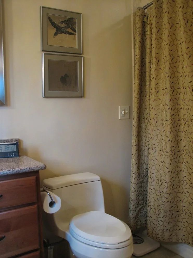 Beulah Laundry and Office, Guest and Master Bathrooms by Duperron Designs Inc. - Photo 7