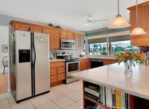 Bimini Breeze Vacation Rental by Teri Meagher - Photo 2