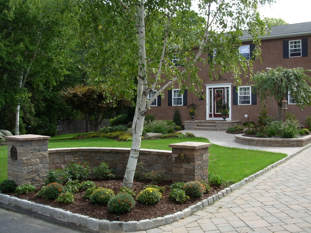 Front Landscapes by Green Meadows Landscaping Inc. - Photo 4
