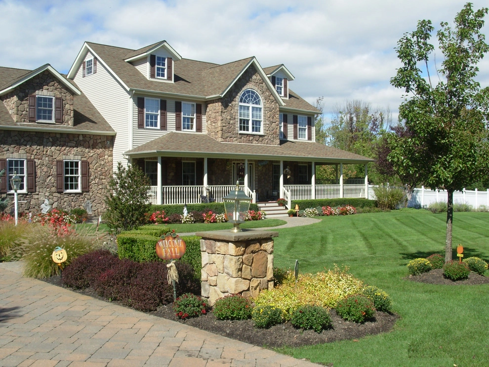 Front Landscapes by Green Meadows Landscaping Inc. - Photo 7