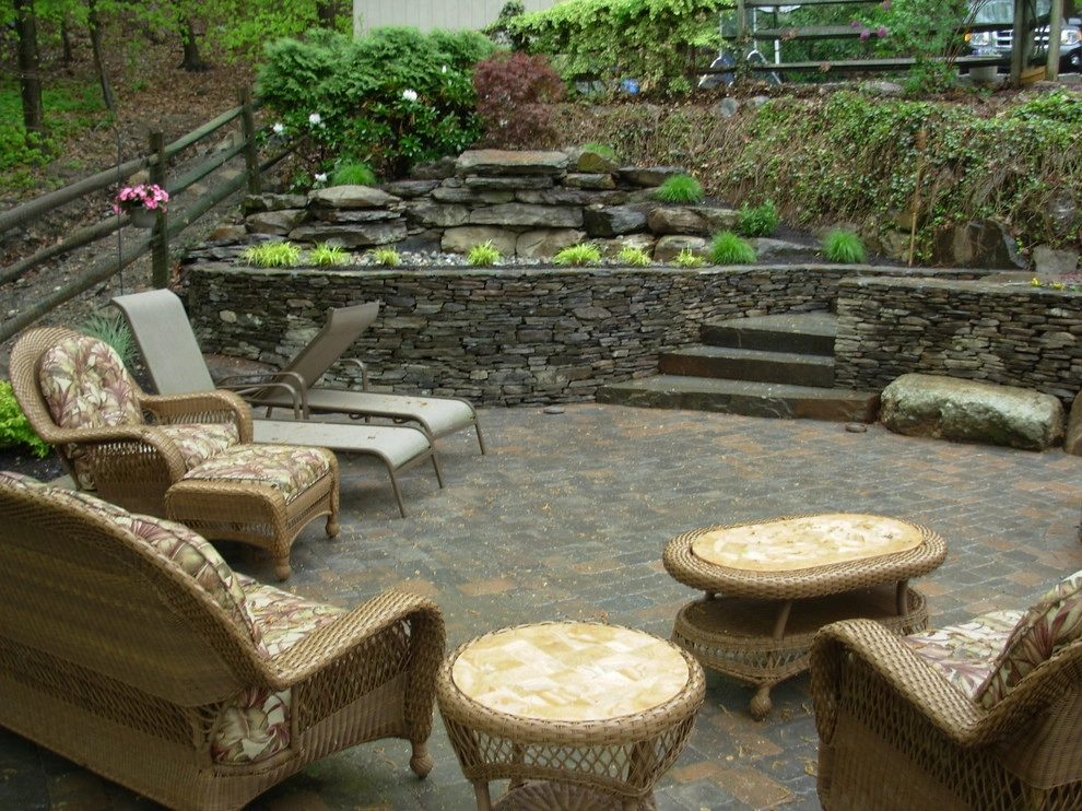 Backyard Living by Green Meadows Landscaping Inc. - Photo 2