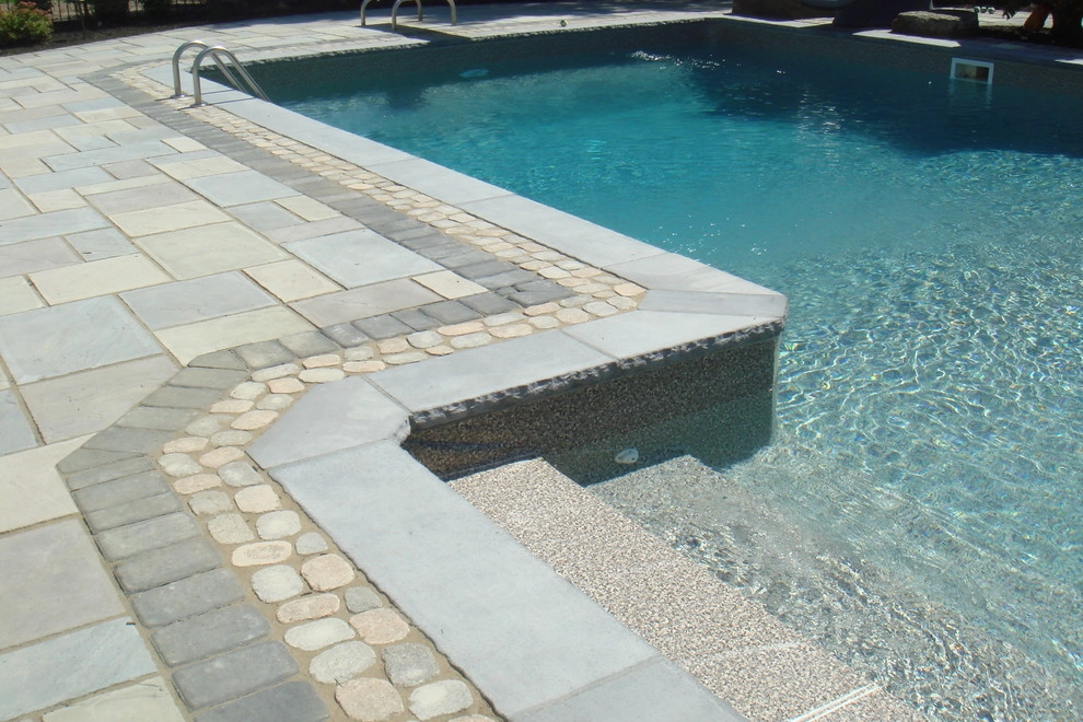 Swimming Pools by Green Meadows Landscaping Inc. - Photo 2