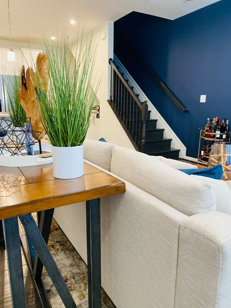 Contemporary Living Space in Upper Marlboro by Creative Interior Designs By Lynda LLC - Photo 14