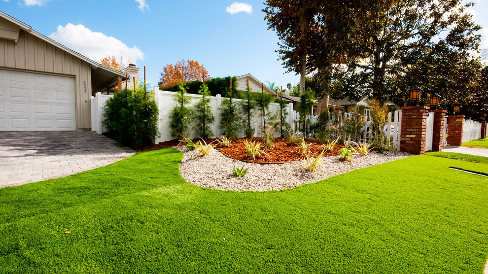 Drought-Friendly Native Style by Green Republic Landscapes Inc. - Photo 6