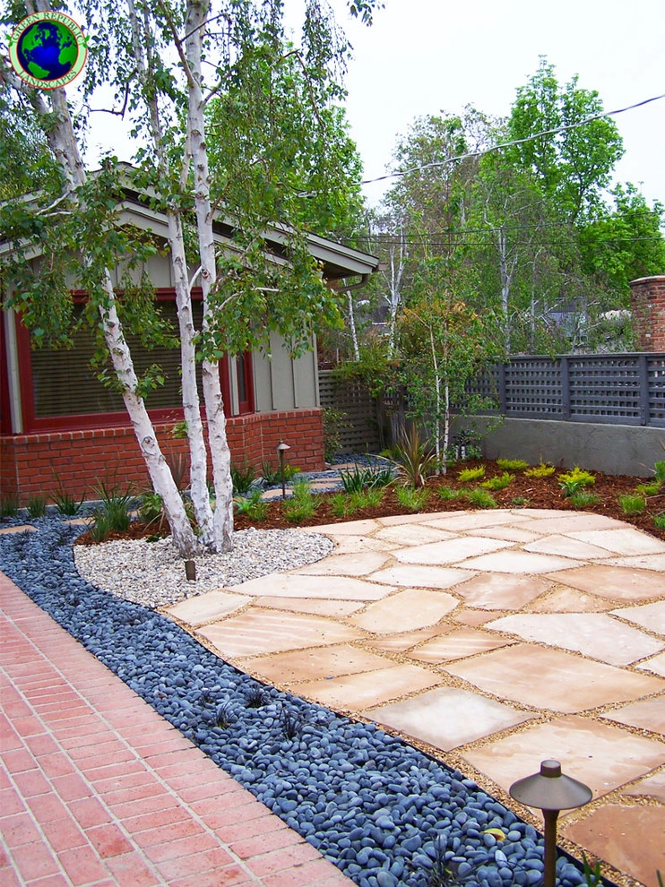 Drought Tolerant Mid Century Modern by Green Republic Landscapes Inc. - Photo 5