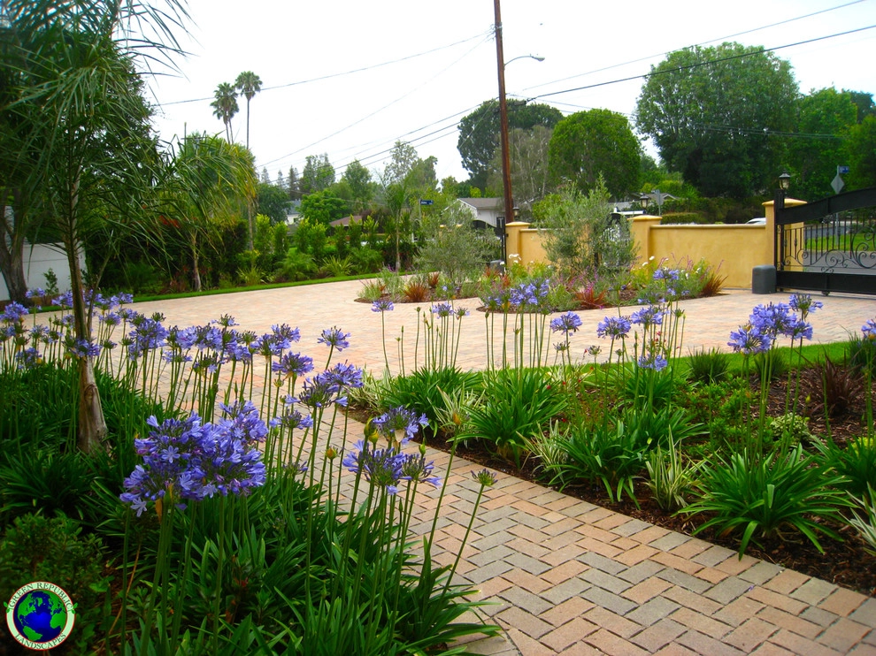 New Construction-Water Wise Landscape, Hardscape by Green Republic Landscapes Inc. - Photo 2