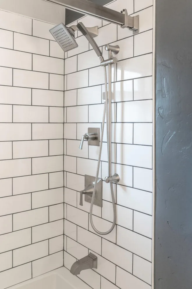 Midtown Bungalow Restroom by Sarah Blackbern Interiors - Photo 6