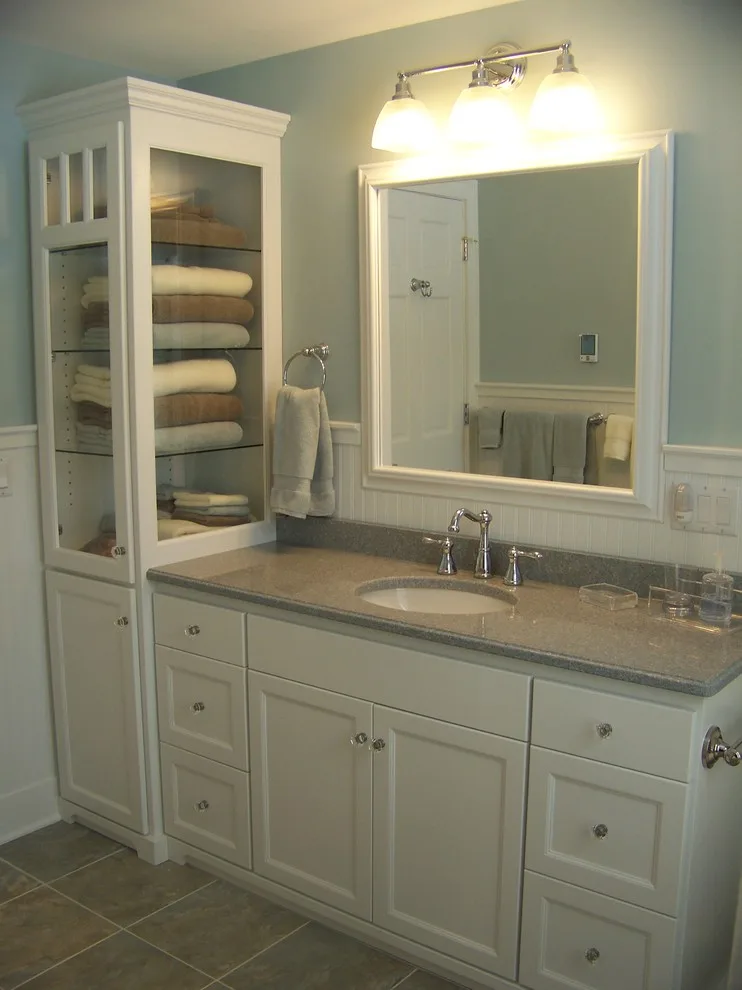 Armstrong Visitor Bathroom by Deborah Roides Interior Design - Photo 4