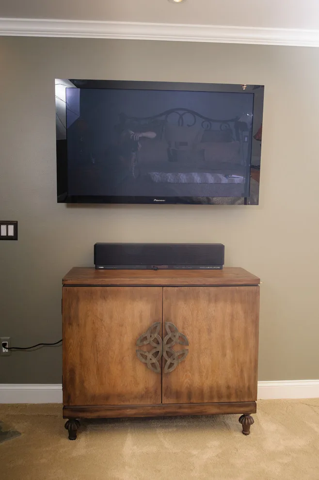 Canton Total Home Makeover by Tanya Rynicke Interiors, LLC - Photo 34