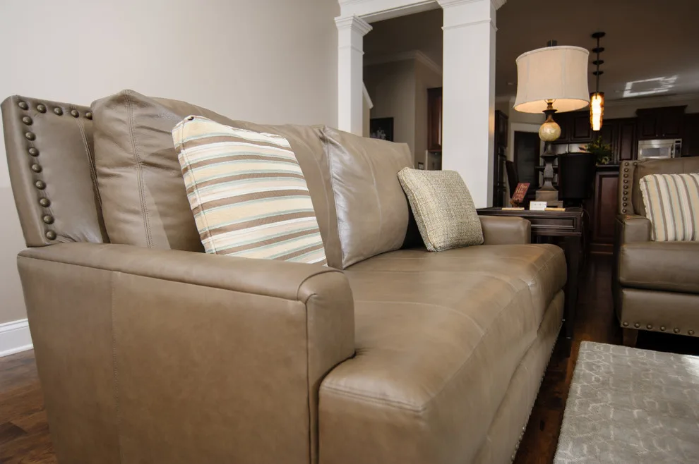 Tanya Rynicke Interiors, LLC - Photo 3