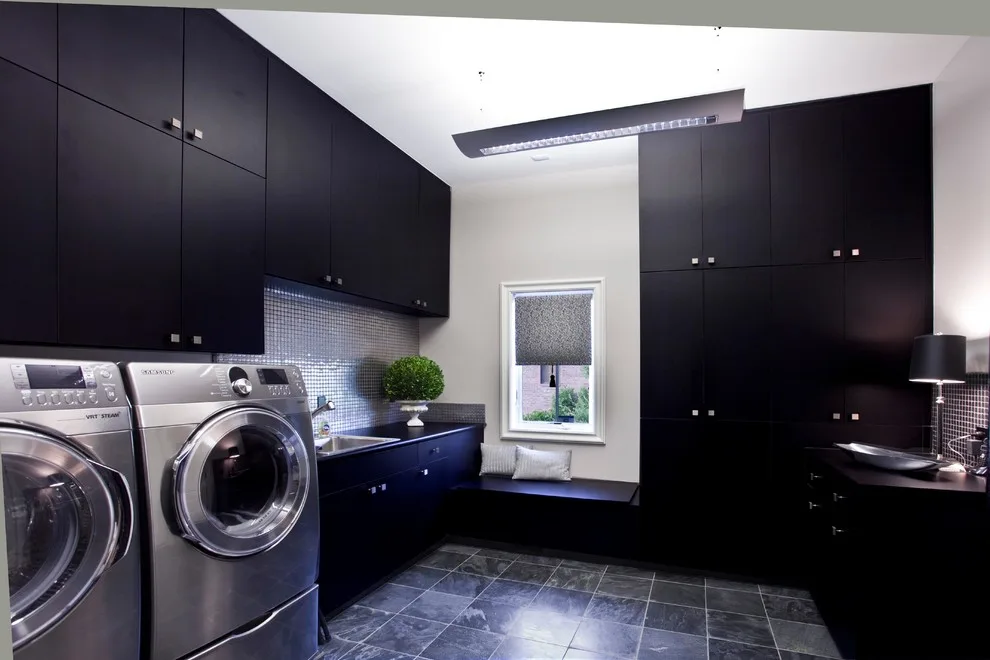 Chic Comfortable Residence by Ellen Pandorf Interior Design - Photo 6