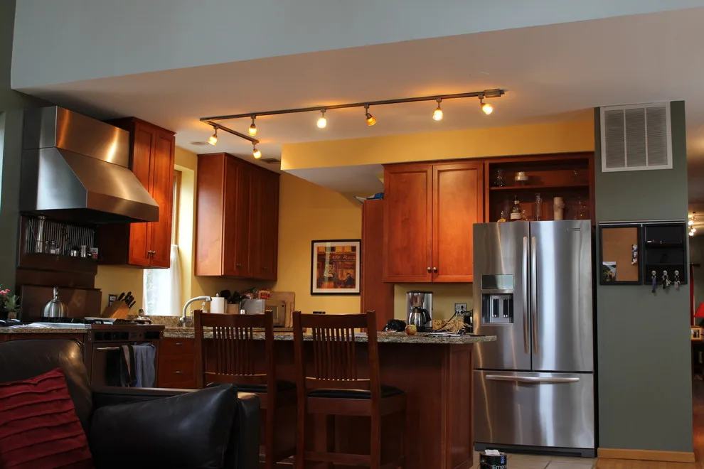 Eye To Eye Interiors, LLC - Photo 2
