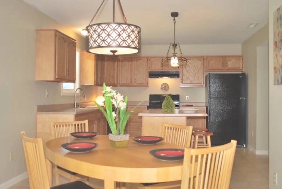 SaraBella Home Staging & Redesign - Photo 7