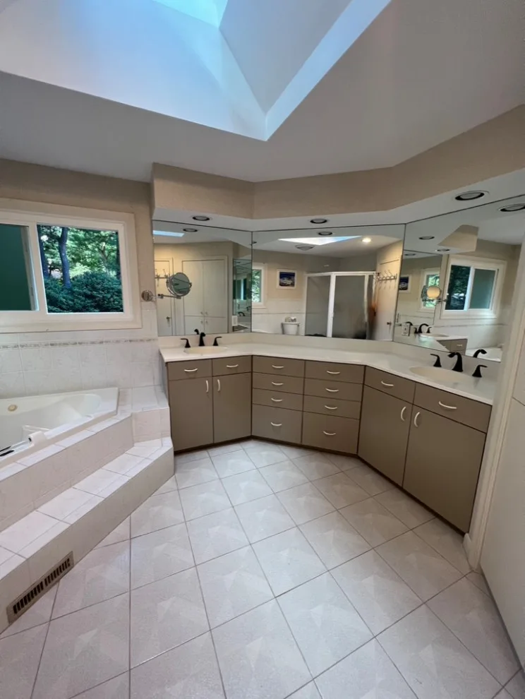Cheshire Primary Restroom by EDV Home Design - Photo 10