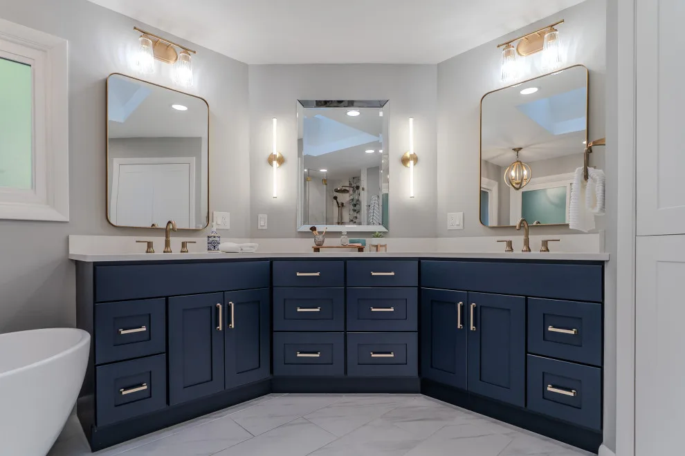 Cheshire Primary Restroom by EDV Home Design - Photo 4