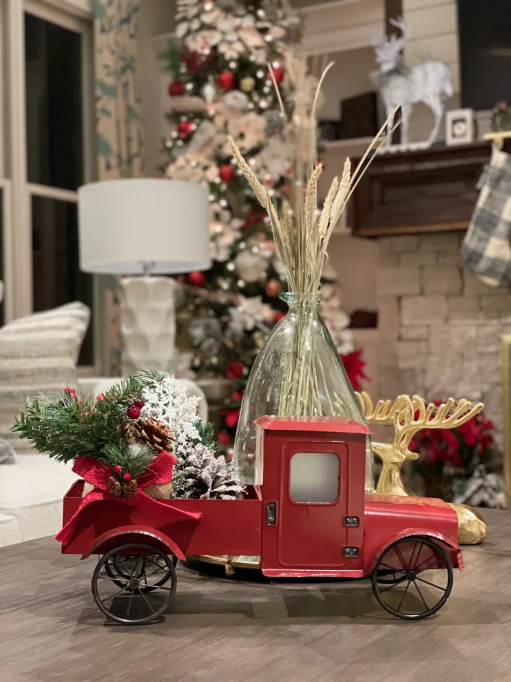 Festive Decorations for Living Room and Kitchen by A. Logan Designs, LLC - Photo 6
