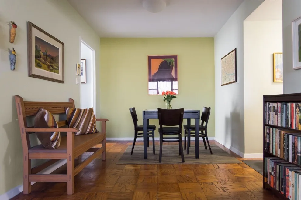 New York City Apartment After the War by Amy Krane Color Consulting - Photo 2