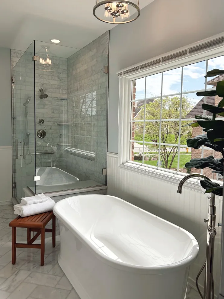 Fresh and Stylish Main Bathroom by DesignFive, LLC - Steve Shorthouse - Photo 8