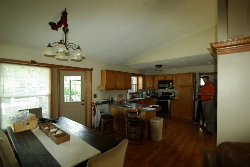 Total Home Renovation by Tipp Interiors - Photo 14