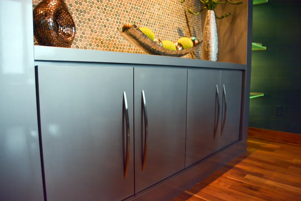 Tailored Modern Apartment by the River by Artistico - Photo 43