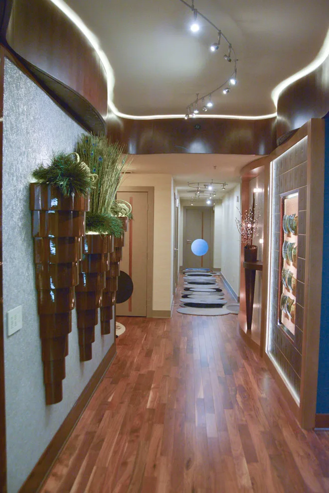 Tailored Modern Apartment by the River by Artistico - Photo 24