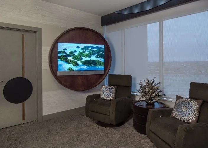 Tailored Modern Apartment by the River by Artistico - Photo 42