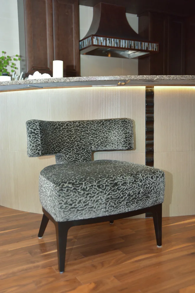 Tailored Modern Apartment by the River by Artistico - Photo 61