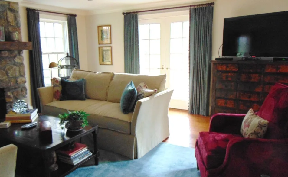 Connecticut Residence by Laura's Interior Design - Photo 3
