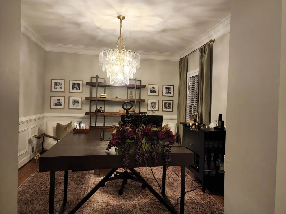 Heritage Layers — Vintage Townhouse by K&B Interiors - Photo 4