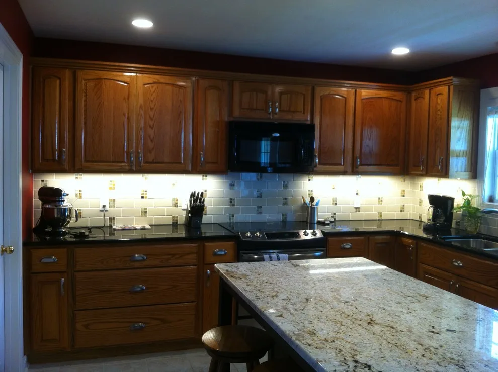 At Home Staging And Design - Photo 9