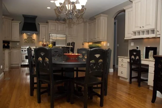 Bespoke Kitchen by Heather Hannick Designs - Photo 2