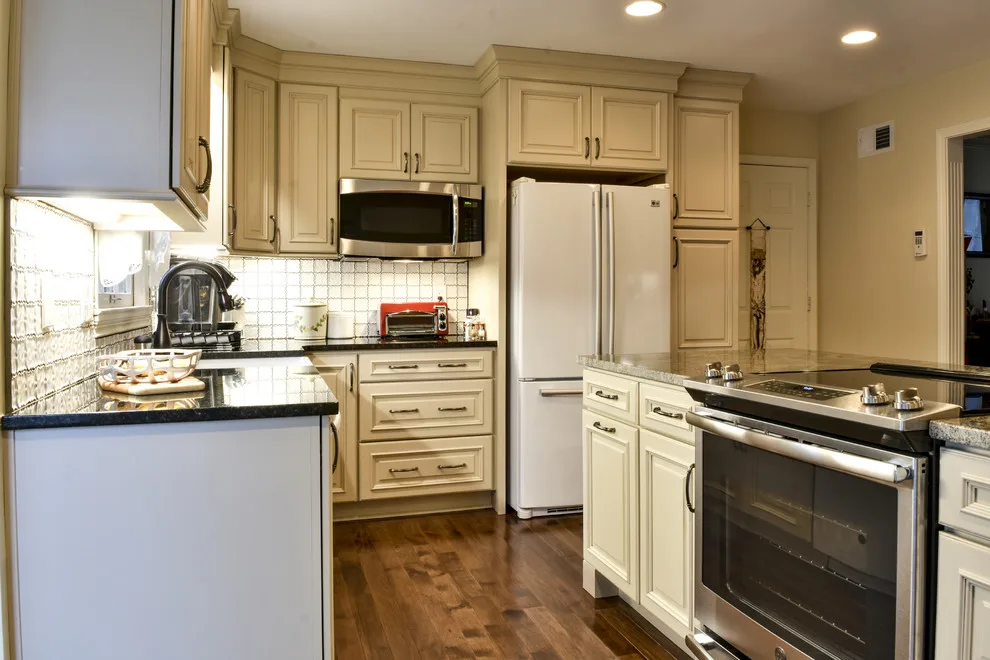 Deer Lake Kitchen and Bathroom Remodel by Living Spaces Design Group - Photo 11