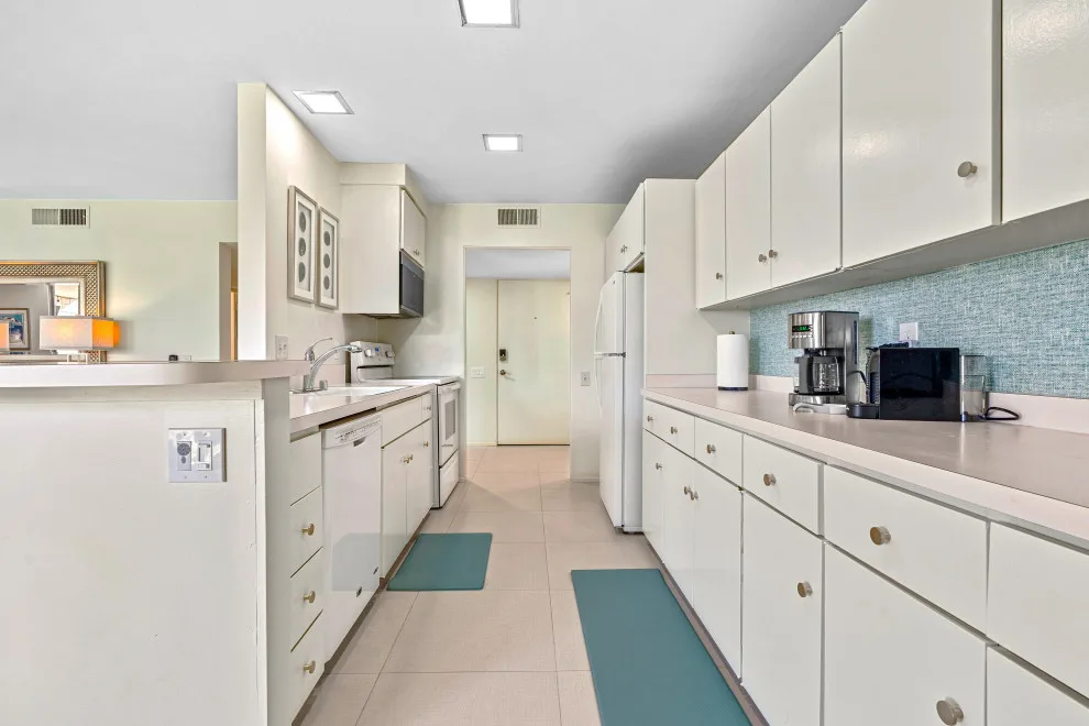 Desert Vacation Rental Design by Deisi Vazquez Interiors - Photo 40