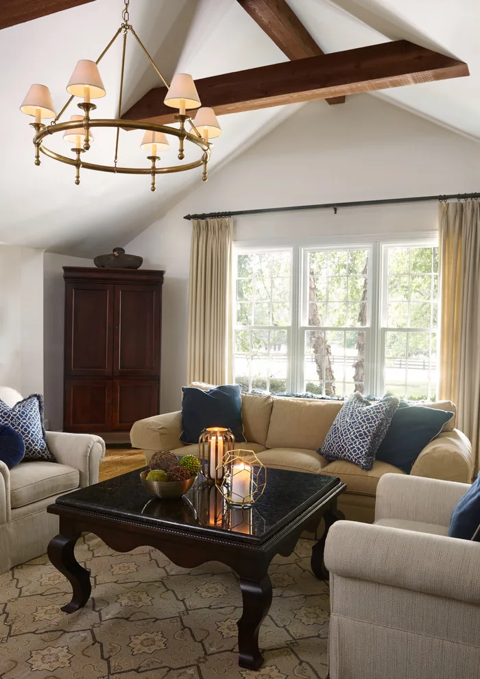English Grace by Marcelle Guilbeau Interior Design - Photo 3