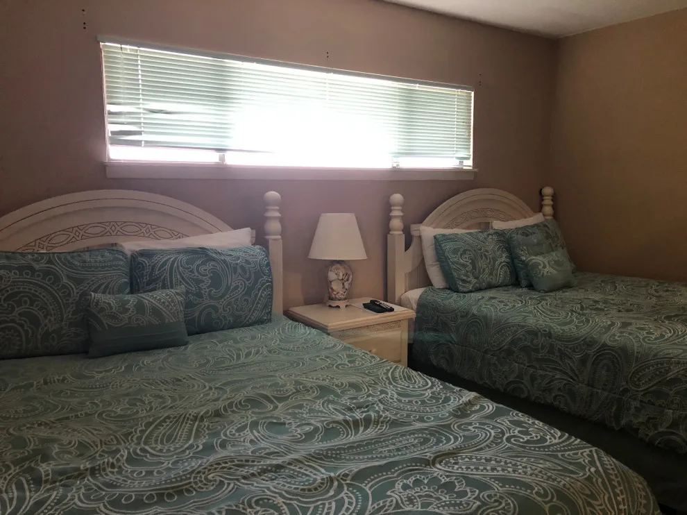 Dinzole Coastal Condo by Sognare Unlimited - Photo 4